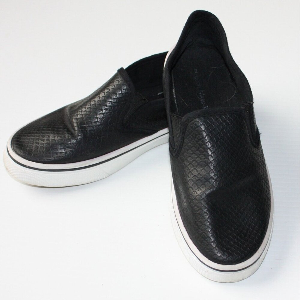 Eddie Marc Kids Girl's Black Slip On Shoes size 2